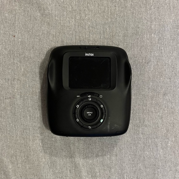 Excellent Condition Fujifilm Instant Camera Instax / Polaroid -Black Square Sq20 - Picture 2 of 3